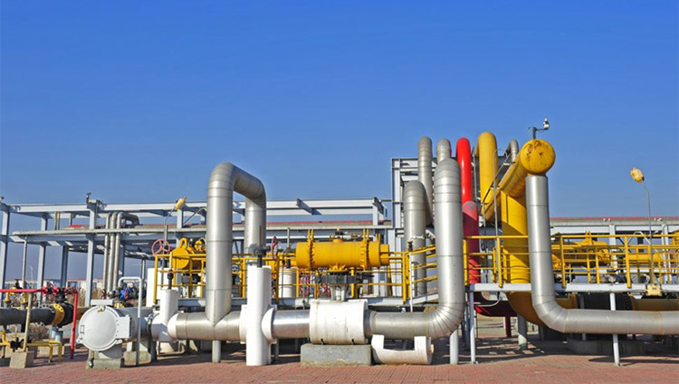 石化工業(yè)輸送不銹鋼管.jpg 石化工業(yè)輸送不銹鋼管.jpg