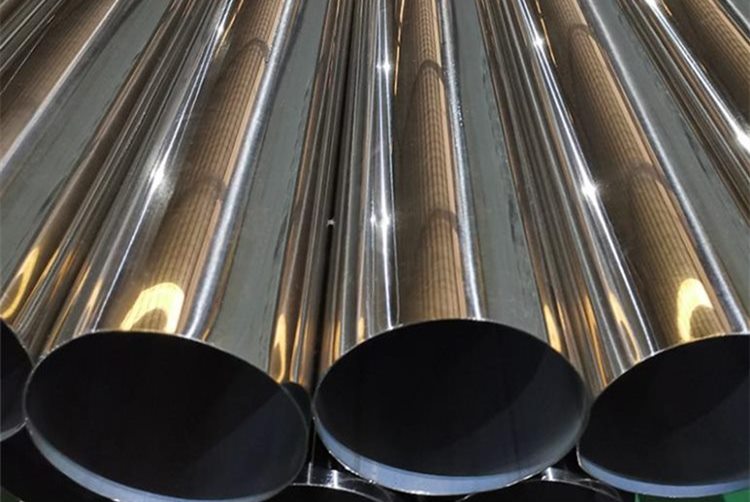 不同材質(zhì)的薄壁不銹鋼管在工業(yè)中的應用.jpg 不同材質(zhì)的薄壁不銹鋼管在工業(yè)中的應用.jpg