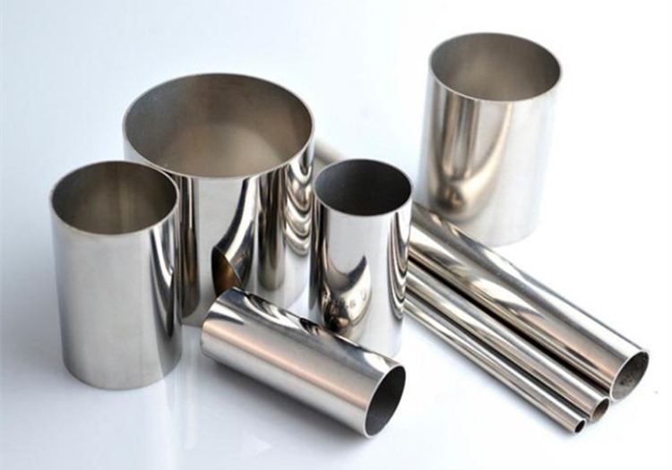 不同材質(zhì)的薄壁不銹鋼管在工業(yè)中的應用.jpg 不同材質(zhì)的薄壁不銹鋼管在工業(yè)中的應用.jpg